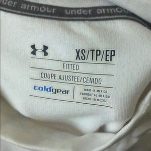 Under Armour Tops - Under armour cold gear white fitted first layer Under Armour Tops - Under armour cold gear white fitted first layer